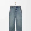 Jeans aus Denim Jeans aus Denim