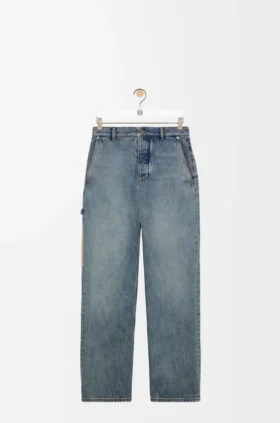 Jeans aus Denim Jeans aus Denim