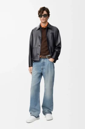 Jeans aus Denim Jeans aus Denim