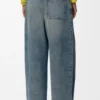 Jeans aus Denim Jeans aus Denim