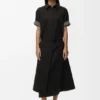 Kleid aus Baumwolle und Seide Kleid aus Baumwolle und Seide