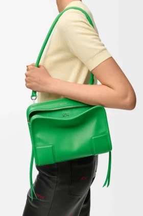 Kleine Amazona 180-Tasche aus weichem Kalbsleder