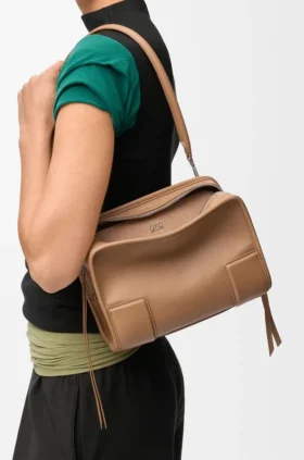 Kleine Amazona 180-Tasche aus weichem Kalbsleder