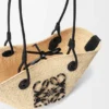 Kleine Anagram-Korb-Tasche aus Iraca-Palme und Kalbsleder Kleine Anagram-Korb-Tasche aus Iraca-Palme und Kalbsleder