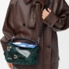 Kleine «Futurist Cat»-Puzzle-Tasche aus besticktem Strick und klassischem Kalbsleder Kleine «Futurist Cat»-Puzzle-Tasche aus besticktem Strick und klassischem Kalbsleder