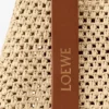 Kleine Hobo-Tasche mit Lochmuster aus Raffia und Kalbsleder Kleine Hobo-Tasche mit Lochmuster aus Raffia und Kalbsleder