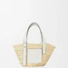 Kleine Korb-Tasche aus Palmblättern und Kalbsleder Kleine Korb-Tasche aus Palmblättern und Kalbsleder