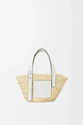 Kleine Korb-Tasche aus Palmblättern und Kalbsleder