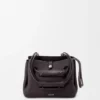 Kleine Madrid-Tasche aus geschmeidigem genarbtem Kalbsleder Kleine Madrid-Tasche aus geschmeidigem genarbtem Kalbsleder