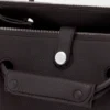 Kleine Madrid-Tasche aus geschmeidigem genarbtem Kalbsleder Kleine Madrid-Tasche aus geschmeidigem genarbtem Kalbsleder