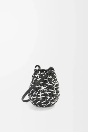 Kleine Nest Basket-Tasche aus Kalbsleder