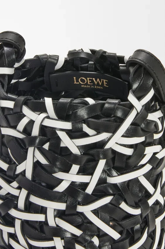 Kleine Nest Basket-Tasche aus Kalbsleder Kleine Nest Basket-Tasche aus Kalbsleder