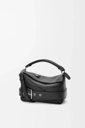 Kleine Puzzle-Biker-Tasche aus glänzendem Kalbsleder
