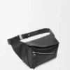 Kleine Puzzle Bumbag aus genarbtem Kalbsleder Kleine Puzzle Bumbag aus genarbtem Kalbsleder
