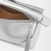 Kleine Puzzle Edge-Tasche aus laminiertem Lammleder Kleine Puzzle Edge-Tasche aus laminiertem Lammleder