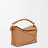 Kleine Puzzle Edge-Tasche aus weichem, genarbtem Kalbsleder Kleine Puzzle Edge-Tasche aus weichem, genarbtem Kalbsleder