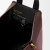 Kompakte Hammock-Tasche aus Nappa-Kalbsleder Kompakte Hammock-Tasche aus Nappa-Kalbsleder