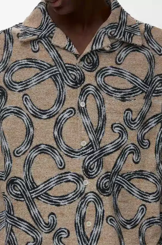 Kurzarmhemd aus Baumwoll-Frottee-Jacquard Kurzarmhemd aus Baumwoll-Frottee-Jacquard