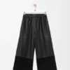 Kurze Hose aus Nappa-Lammleder und Ziegenveloursleder Kurze Hose aus Nappa-Lammleder und Ziegenveloursleder