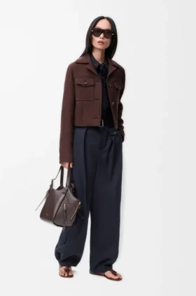 Kurze Jacke aus Wolle