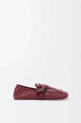 Loafer mit Toggle-Verschluss aus glänzendem, glattem Kalbsleder