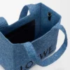 Loewe Font Tote in Raffia, mittelgross Loewe Font Tote in Raffia, mittelgross