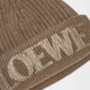 Loewe-Mütze aus Wolle Loewe-Mütze aus Wolle