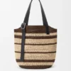 Loop Basket aus Raffia Loop Basket aus Raffia