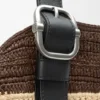 Loop Basket aus Raffia Loop Basket aus Raffia
