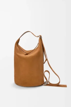 «Loop Bucket» aus Kalbsveloursleder