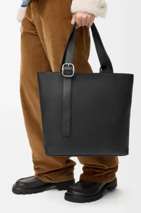 Loop Zipped Tote aus geschmeidigem genarbtem Kalbsleder