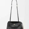 Madrid-Tasche in mittlerer Grösse aus geschmeidigem Kalbsleder Madrid-Tasche in mittlerer Grösse aus geschmeidigem Kalbsleder