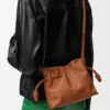 Mini-Flamenco-Clutch aus Nappa-Kalbsleder Mini-Flamenco-Clutch aus Nappa-Kalbsleder