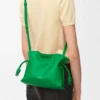 Mini-Flamenco-Clutch aus Nappa-Kalbsleder Mini-Flamenco-Clutch aus Nappa-Kalbsleder