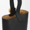 Mini Pebble Bucket aus glattem Kalbsleder Mini Pebble Bucket aus glattem Kalbsleder