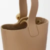 Mini-Pebble Bucket aus weichem, genarbtem Kalbsleder Mini-Pebble Bucket aus weichem, genarbtem Kalbsleder