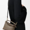 Mini Puzzle Edge-Tasche aus weichem, genarbtem Kalbsleder Mini Puzzle Edge-Tasche aus weichem, genarbtem Kalbsleder