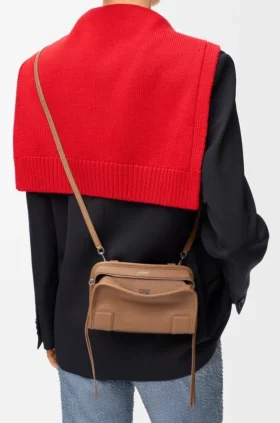 Mini-Tasche «Amazona 180» aus weichem Kalbsleder Mini-Tasche «Amazona 180» aus weichem Kalbsleder