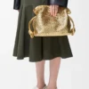 Mittlere Flamenco-Clutch aus laminiertem Lammleder Mittlere Flamenco-Clutch aus laminiertem Lammleder