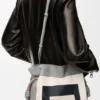 Mittlere Flamenco-Clutch aus Nappa-Kalbsleder Mittlere Flamenco-Clutch aus Nappa-Kalbsleder