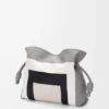 Mittlere Flamenco-Clutch aus Nappa-Kalbsleder Mittlere Flamenco-Clutch aus Nappa-Kalbsleder