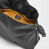 Mittlere Flamenco-Clutch aus Nappa-Kalbsleder Mittlere Flamenco-Clutch aus Nappa-Kalbsleder