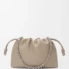 Mittlere Flamenco Purse aus feingranuliertem Kalbsleder Mittlere Flamenco Purse aus feingranuliertem Kalbsleder
