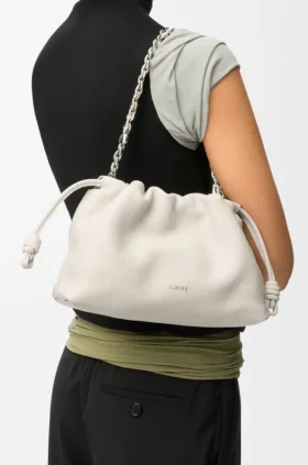 Mittlere Flamenco Purse aus feingranuliertem Kalbsleder