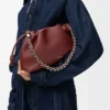 Mittlere Flamenco Purse aus feingranuliertem Kalbsleder