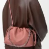 Mittlere Flamenco Purse aus weichem Nappa-Lammleder Mittlere Flamenco Purse aus weichem Nappa-Lammleder
