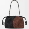 Mittlere «Lion Beads» Flamenco Purse aus perlenverziertem Canvas und Kalbsleder
