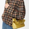 Mittlere Ola-Tasche aus glattem Kalbsleder Mittlere Ola-Tasche aus glattem Kalbsleder