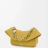 Mittlere Ola-Tasche aus glattem Kalbsleder Mittlere Ola-Tasche aus glattem Kalbsleder