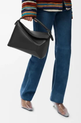 Mittlere «Puzzle Edge»-Tasche aus klassischem Kalbsleder